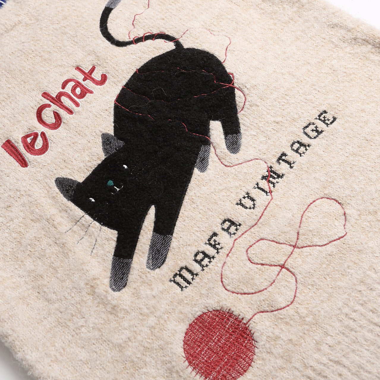 Unisex Academic Style Cat Embroidered Wool Knit Sweater – Loose Fit Jacquard Pullover